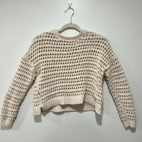 Sincerely Jules Loose Knit Cropped Sweater Size Small - Picture 2 of 5
